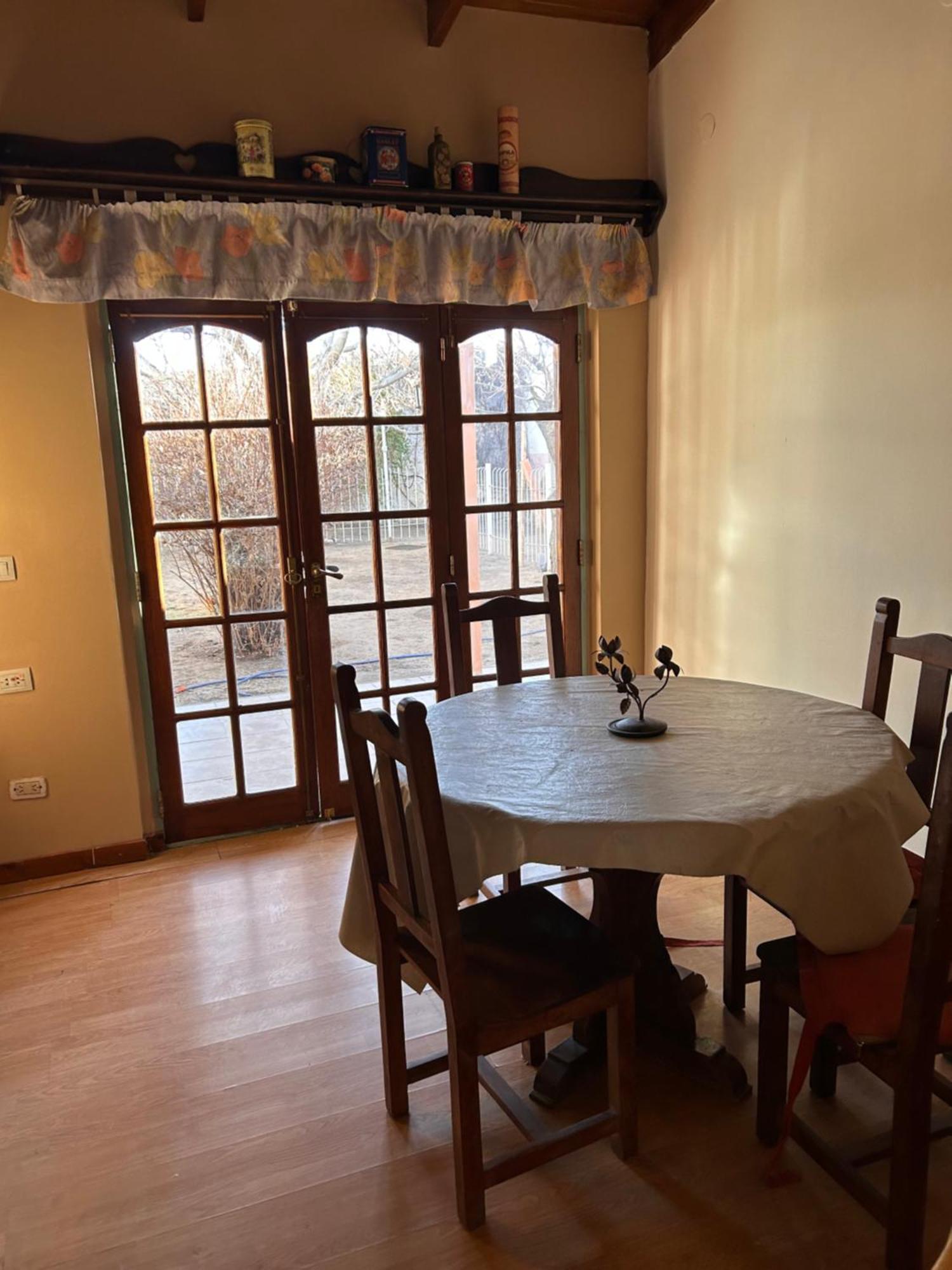 Eli Housing Holiday home Cutral-Co